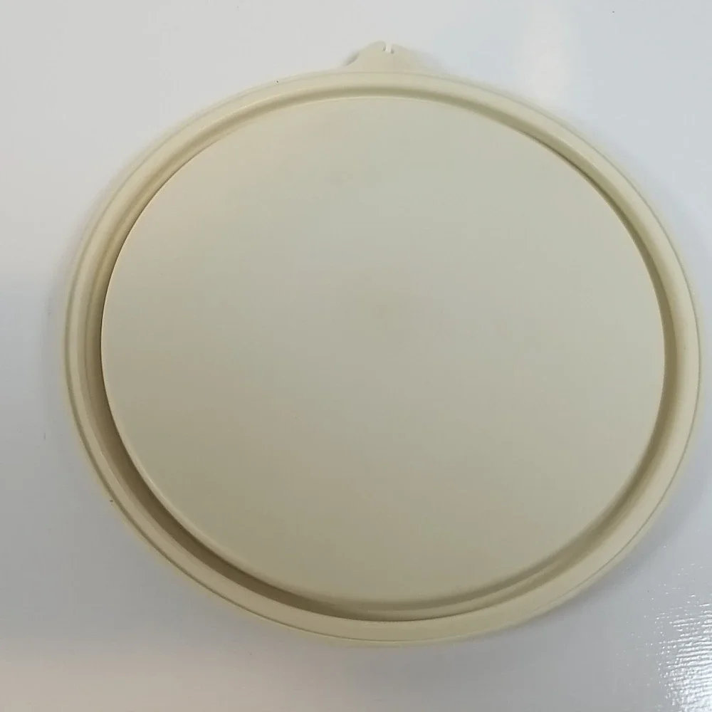 💲 Tupperware Tan Medium 6.5 inch Replacement Lid # 227-24 Tupper Seal (RR8)